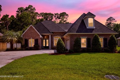 GORGEOUS JASSBY BUILT HOME WITH 4 BEDROOM AND 2.5 BATHS - photo 1