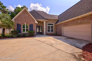 GORGEOUS JASSBY BUILT HOME WITH 4 BEDROOM AND 2.5 BATHS - photo 3