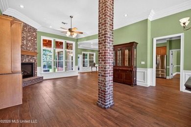 GORGEOUS JASSBY BUILT HOME WITH 4 BEDROOM AND 2.5 BATHS - photo 5