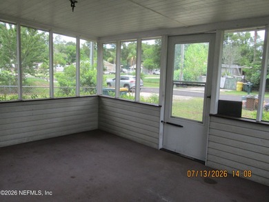 Like living in the country, this mobile home with a detached - photo 8