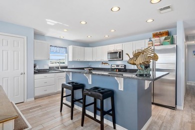 Find your slice of paradise in this gorgeous 5-bedroom - photo 10