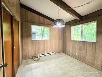 Escape to the hills in this adorable 2 bedroom/1 bath cabin in - photo 18