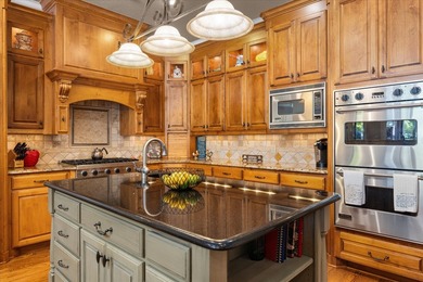 Welcome to an extraordinary waterfront estate that defines - photo 7