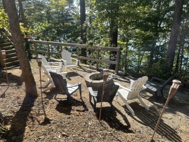 $29,900 HUGE PRICE DROP TO 610K! AMAZING YEAR-ROUND LAKE VIEWS! - photo 37