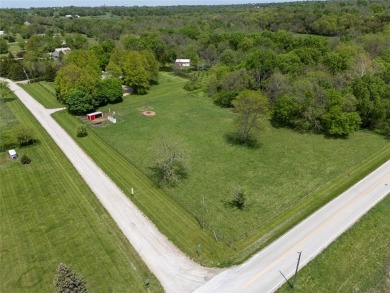 Lake Acreage For Sale in Spring Hill, Kansas