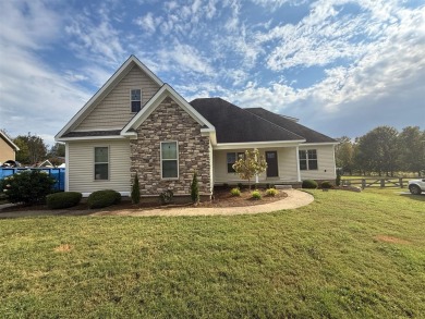 Lake Home For Sale in Alvaton, Kentucky