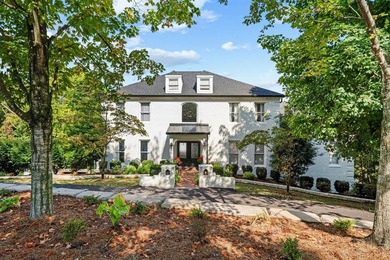 Barren River Home For Sale in Bowling Green Kentucky