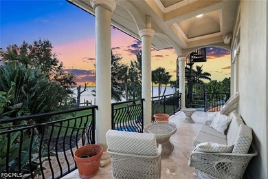 Panoramic riverfront views and 1.33 acres of privacy directly - photo 18