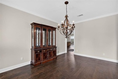 This home has a spacious open concept living area in the great - photo 8