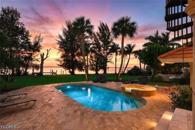 Panoramic riverfront views and 1.33 acres of privacy directly - photo 44