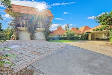 Panoramic riverfront views and 1.33 acres of privacy directly - photo 50
