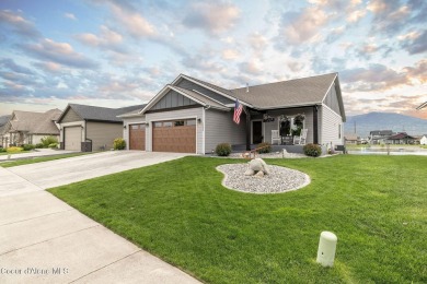Lake Home For Sale in Rathdrum, Idaho