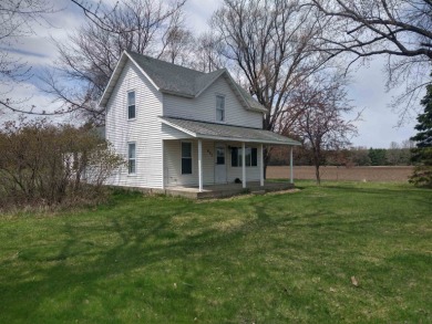 Petenwell Lake  Home For Sale in Arkdale Wisconsin