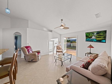 This move-in-ready single-family home blends comfort, privacy - photo 6