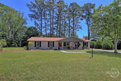 Tucked away on the back side of Islandwood neighborhood on - photo 4