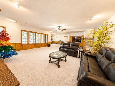 Tallgrass subdivision! Living within a 5-minute walk of a golf - photo 16