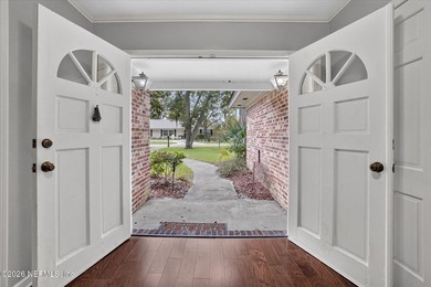 Villa San Jose charmer at 8677 San Servera Drive W! This roomy 3 - photo 7