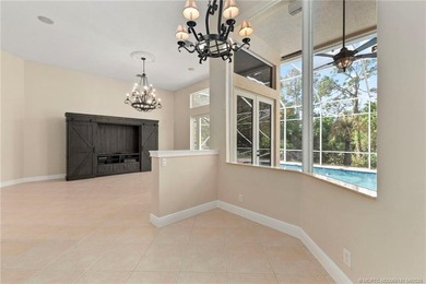 Beautifully appointed concrete block 3BR/3BA home with a split - photo 8