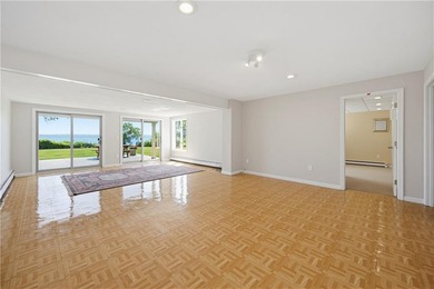 Tucked away on a quiet cul-de-sac, this exceptional waterfront - photo 22