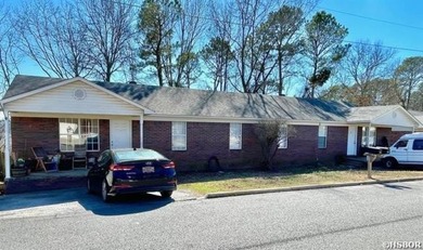 7 Renovated and well-maintained units located in Central Hot - photo 4