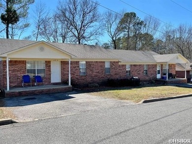 7 Renovated and well-maintained units located in Central Hot - photo 6
