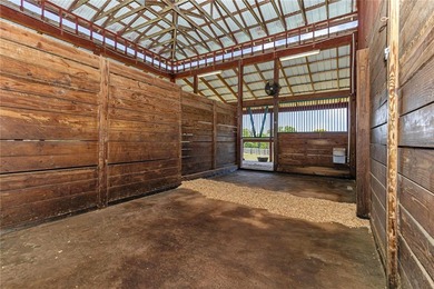 Welcome to one of Ocala's most extraordinary private sporting & - photo 60