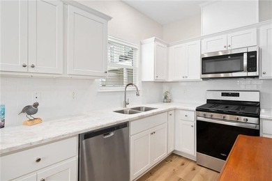 Property Description: NEW PRICE! RATE BUY-DOWN INCENTIVE - photo 10