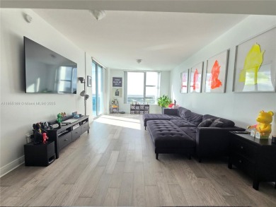Lake Condo For Sale in Sunrise, Florida