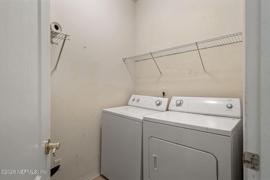 3 bedroom Condo Unit located centrally in the gated and well - photo 6
