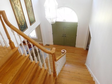 Stately 4-bedroom Georgian-style home in a premier, private - photo 14