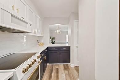 Perfect location and fully furnished! Centrally located in the - photo 18