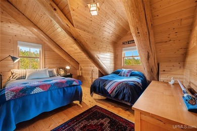 Escape to your own private paradise in this stunning log home - photo 21