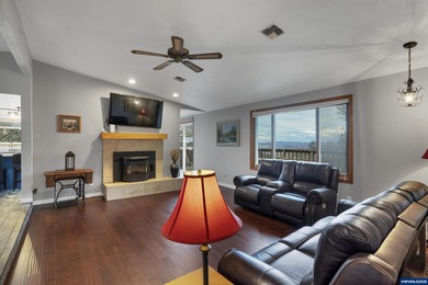 Great Albany home with tons of updates! Kitchen fully gutted and