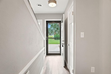 Perfect location and fully furnished! Centrally located in the - photo 24