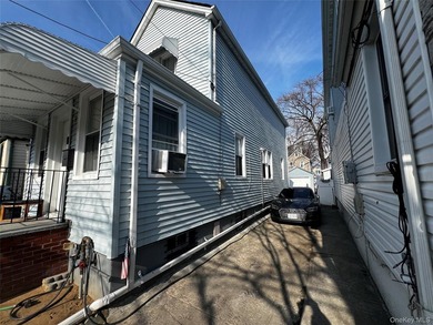 Welcome to this beautifully maintained and move-in ready - photo 24