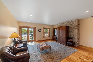 Escape to your own private paradise in this stunning log home - photo 26