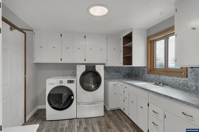 Great Albany home with tons of updates! Kitchen fully gutted and