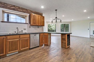 Enjoy breathtaking views overlooking Dale Hollow Lake from this - photo 29