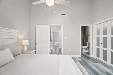 Perfect location and fully furnished! Centrally located in the - photo 37