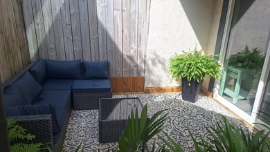Perfect location and fully furnished! Centrally located in the - photo 46