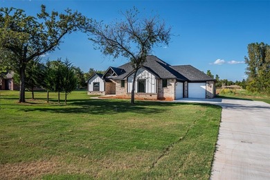 (private lake, pond, creek) Home For Sale in Blanchard Oklahoma