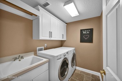 BUILT TO PRESERVE.DESIGNED TO IMPRESS. Custom-built by ICI on a - photo 8