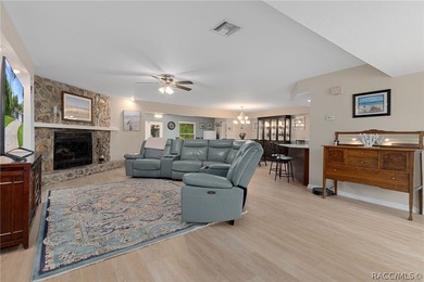 Welcome to Riverhaven Village in beautiful Homosassa! This - photo 3
