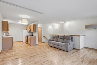 Welcome to this bright and airy 2-bedroom, 2-bath - photo 15