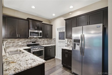 Welcome to maintenance-free living in one of Citrus County's - photo 7
