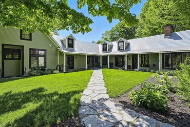 North Hatley, face au lac Massawippi. Adresse prestigieuse au - photo 6