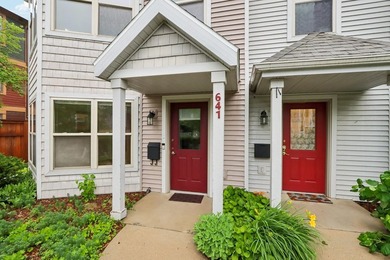 Welcome to this bright and airy 2-bedroom, 2-bath - photo 31