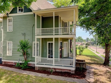 Seller is offering a $5000 credit towards the buyer's closing - photo 39