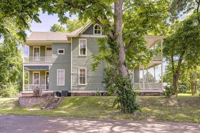 Seller is offering a $5000 credit towards the buyer's closing - photo 49