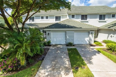 (private lake, pond, creek) Townhome/Townhouse For Sale in Fort Myers Florida